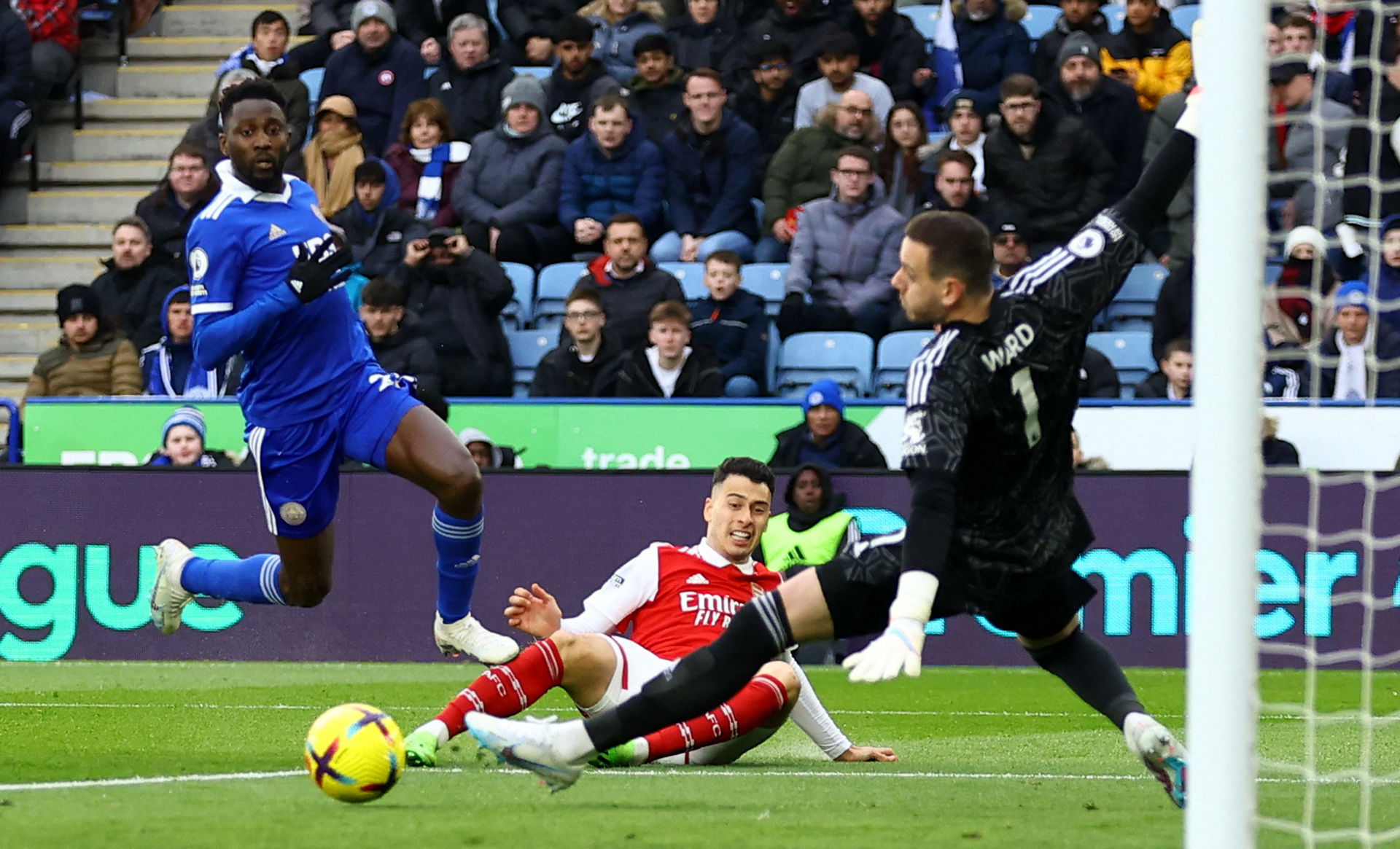 给我们上演 给我们上演