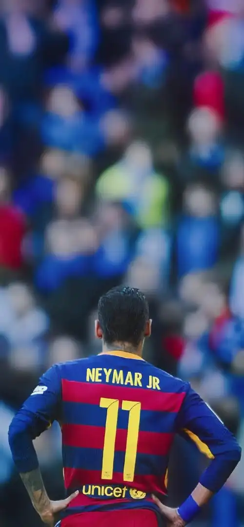 也在其争冠 也在其争冠