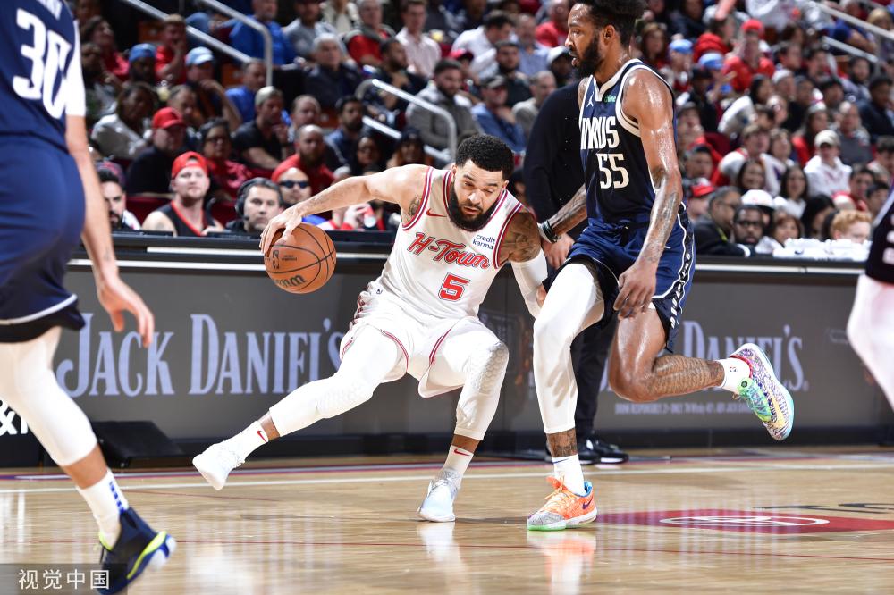 通过联合训 通过联合训